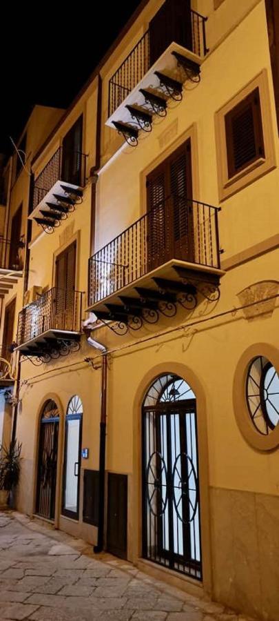 Sikelia Apartment Centro Palermo Exteriör bild